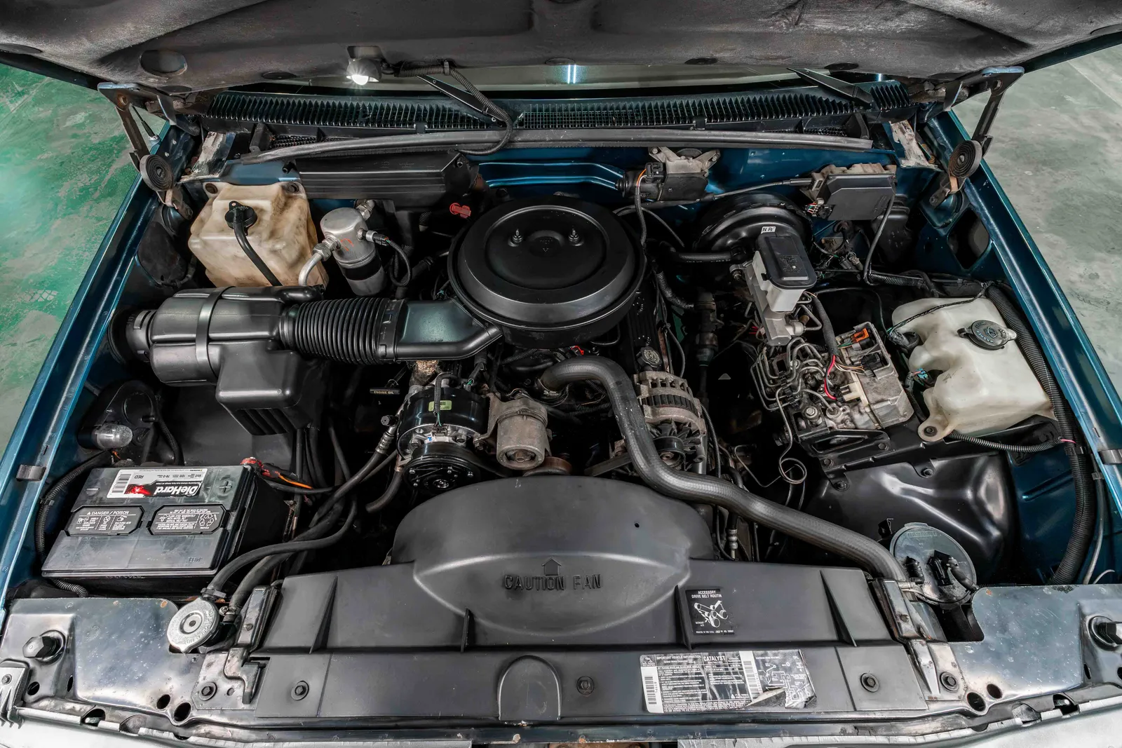1994-Chevrolet-Blazer-Medium Dark Teal Metallic-1GNEK18K2RJ324769--42.jpg